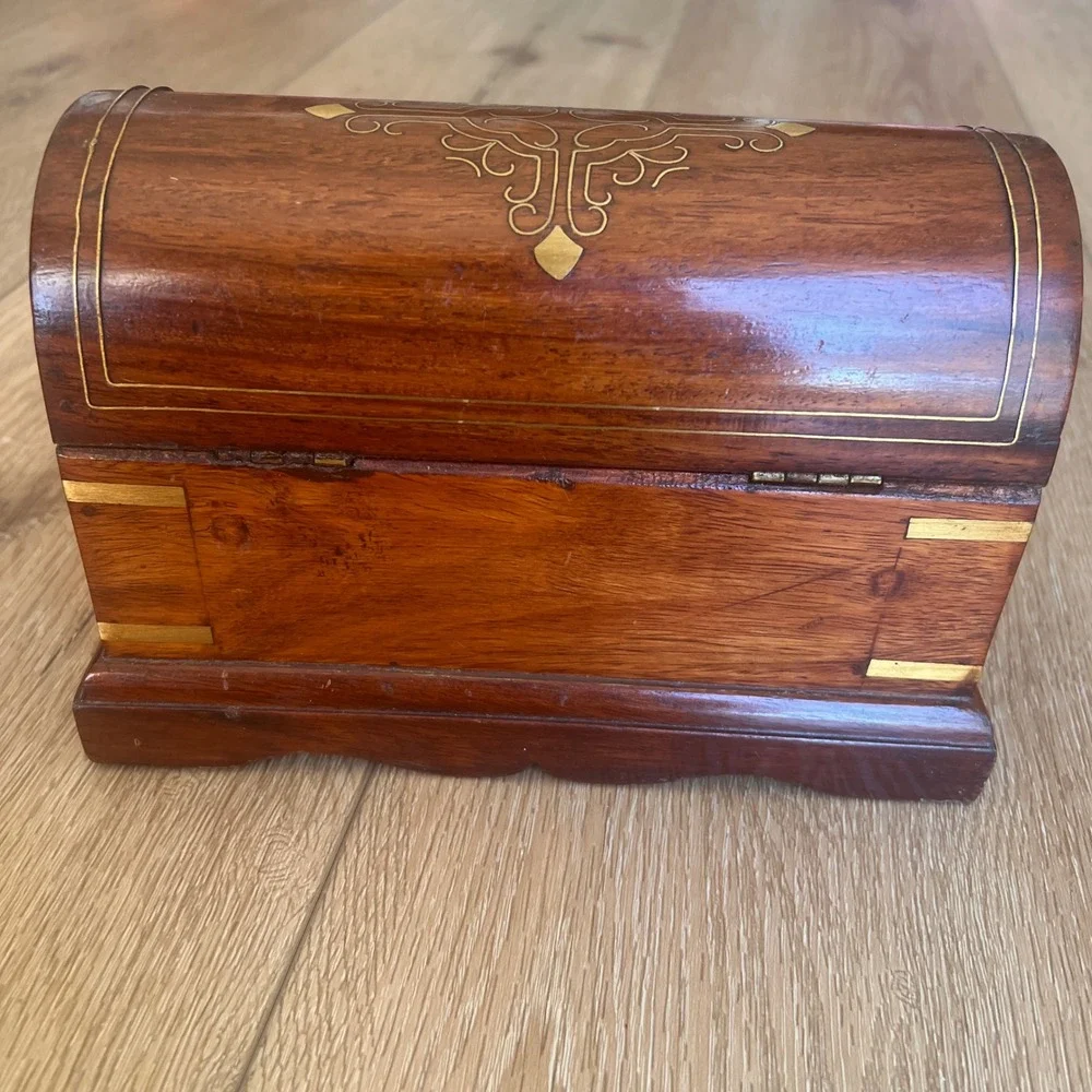 N/A handcrafted wooden